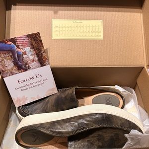 Sofft Olive Colored Mules - Size 9